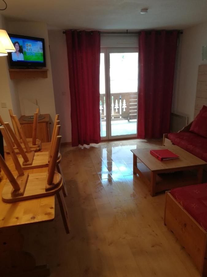 Appartement T3 - 5 Pers - Les Pics D Aran 3* Bagneres-de-Luchon Exterior photo