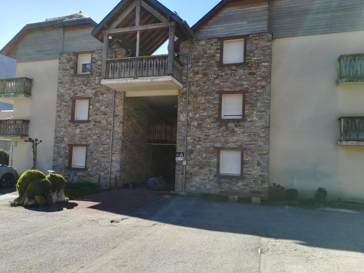 Appartement T3 - 5 Pers - Les Pics D Aran 3* Bagneres-de-Luchon Exterior photo
